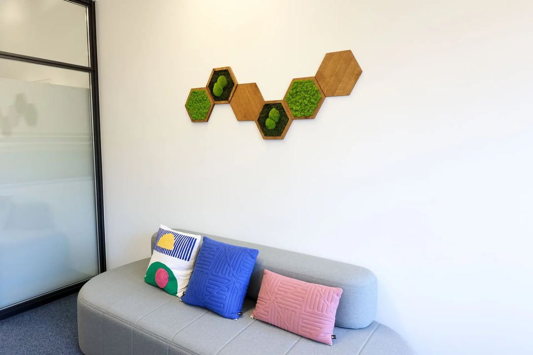 Hexagon-Wandpaneele in Büro