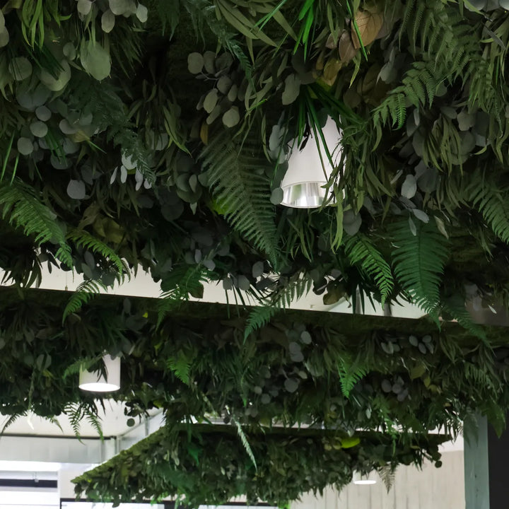 Dschungelmoos-Deckenpaneele Detailansicht