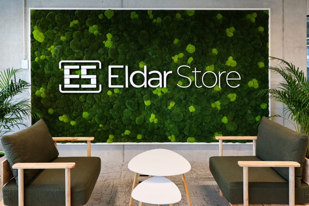 Kugelmoosbild in verschiedenen Farbtönen und Firmenlogo