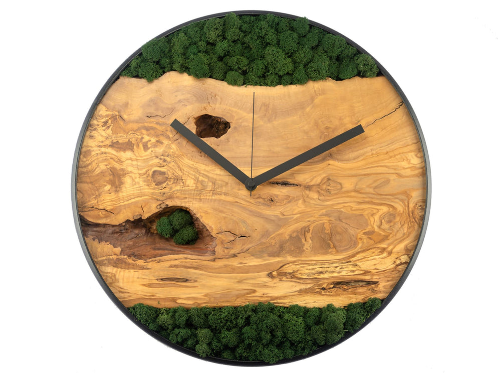 Wanduhr Olivenholz Moos